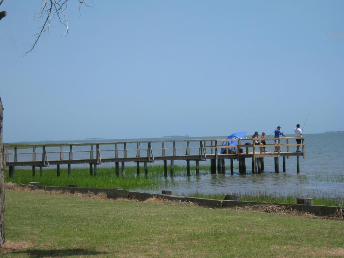 Virginia Landing Camping Resort Cabin 2 Quinby Bagian luar foto