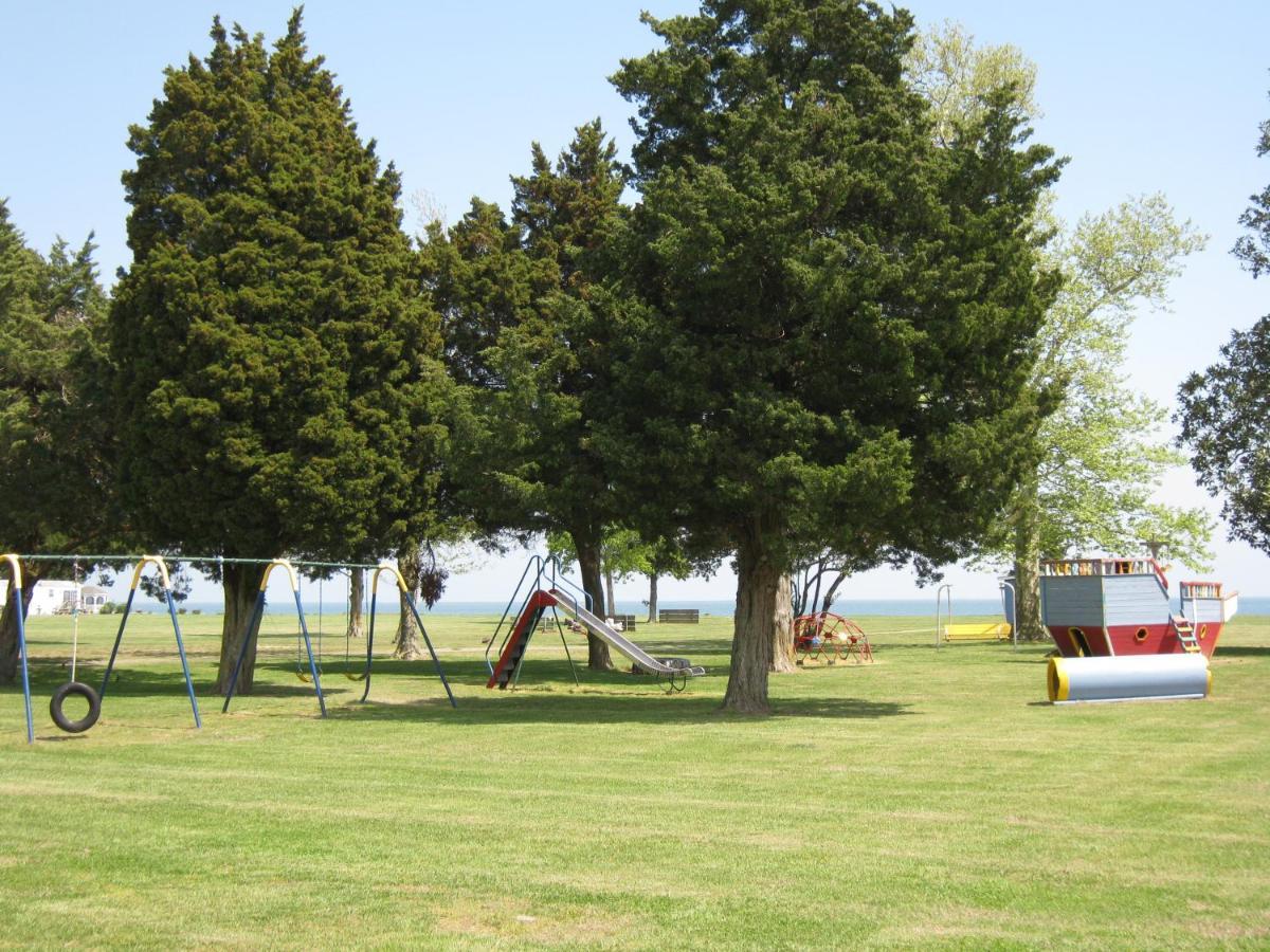 Virginia Landing Camping Resort Cabin 2 Quinby Bagian luar foto